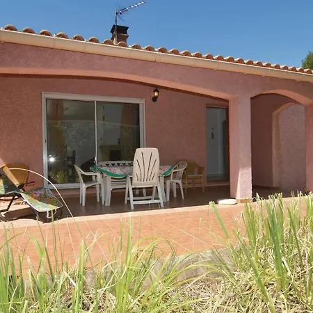 Awesome In With Kitchen Сasa de vacaciones
