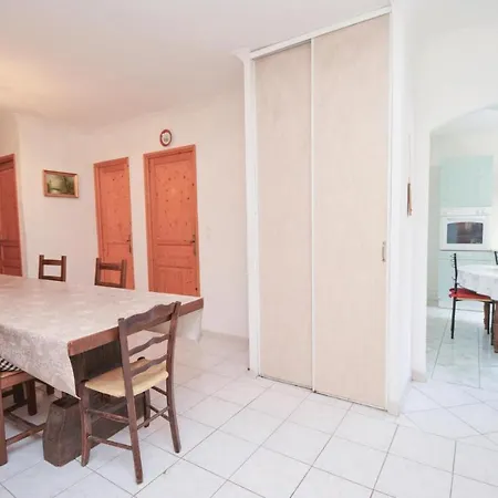 Awesome In With Kitchen Сasa de vacaciones *